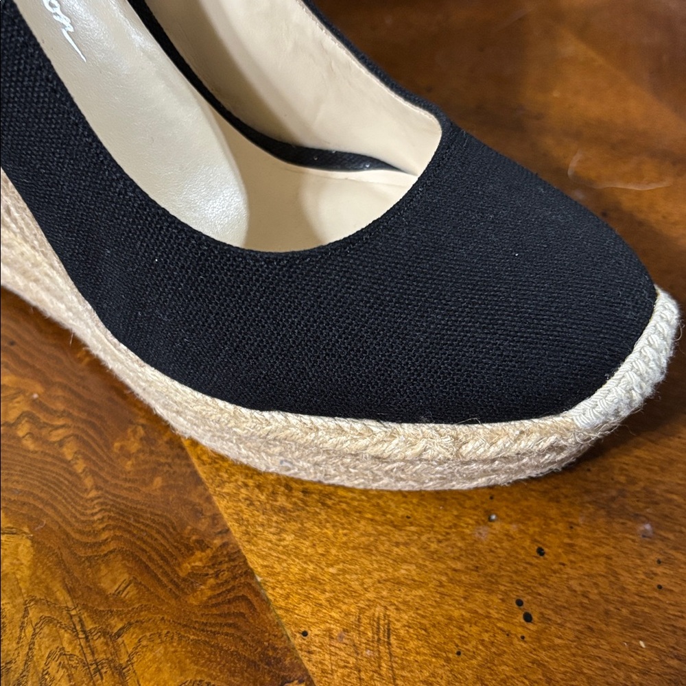 Jessica Simpson ankle wrap Black and Tan Wedge Shoes - Picture 8 of 9